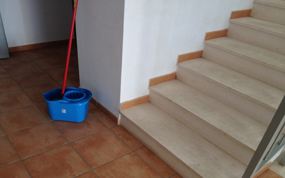 limpieza escaleras el runar